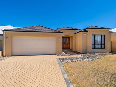 82 Voyager Close, Wannanup WA 6210