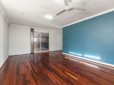 27 Puttenham Street, Morley WA 6062