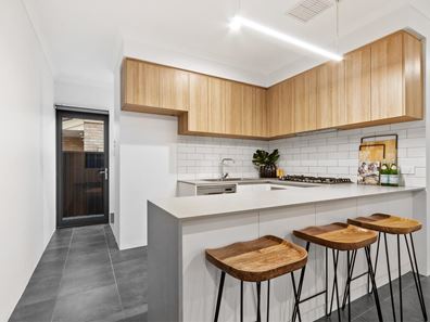 395A Lennard Street, Dianella WA 6059