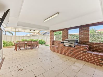 114 Southacre Drive, Canning Vale WA 6155