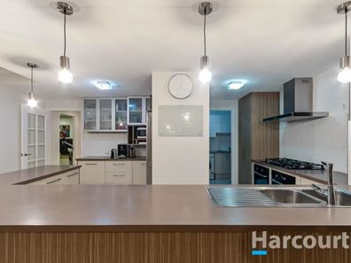 36 Windmill Circle, Burns Beach WA 6028