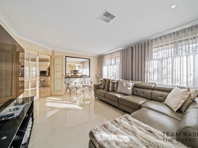 19 Greenland Boulevard, Canning Vale WA 6155