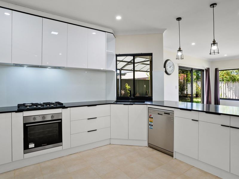 84 Bennett Street, Caversham