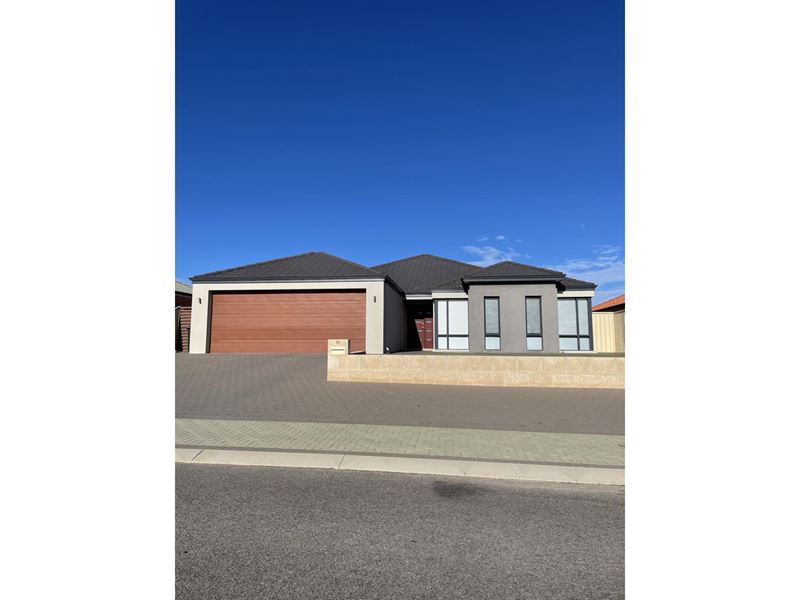 11 Ajax Drive, Wandina