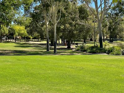30 Chatsworth Gate, Canning Vale WA 6155