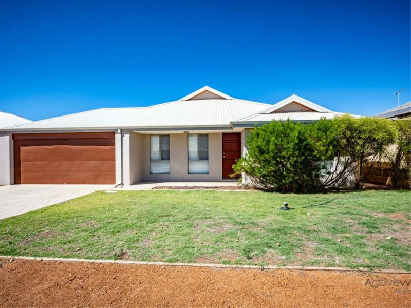 11 Waterwitch Outlook, Wandina