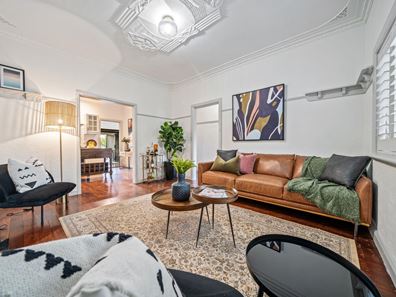 18 Kitchener Avenue, Bayswater WA 6053