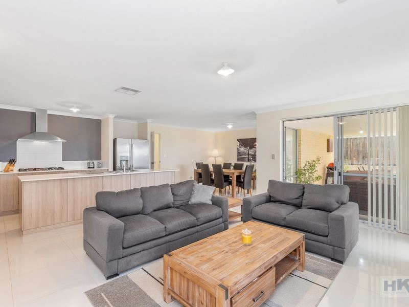 4 Tilbrook Rise, Ellenbrook