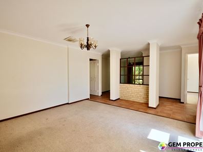 18 Leeward Close, Safety Bay WA 6169
