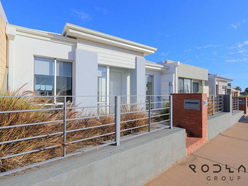 15 Carinata Cres, Byford