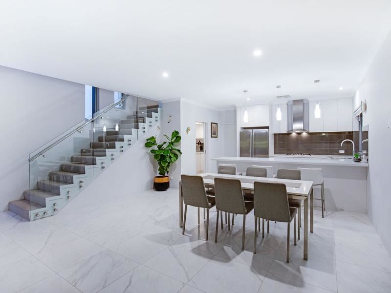 3b Falcon Court, Willetton