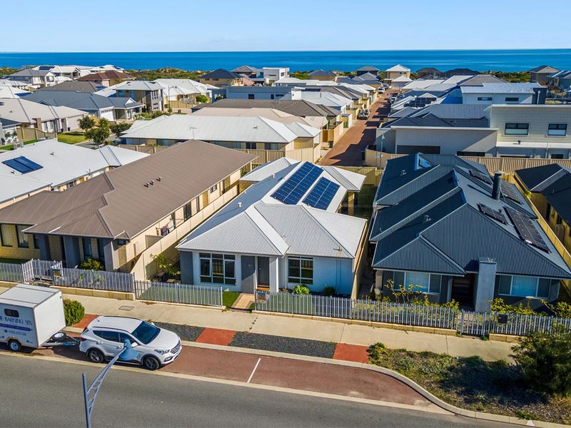 85 Challenger  Road, Madora Bay