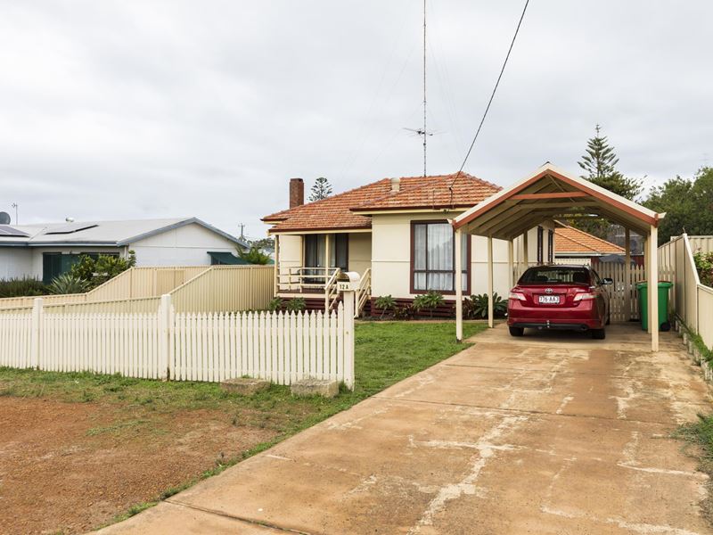 12A Moolyeen Road, Carey Park