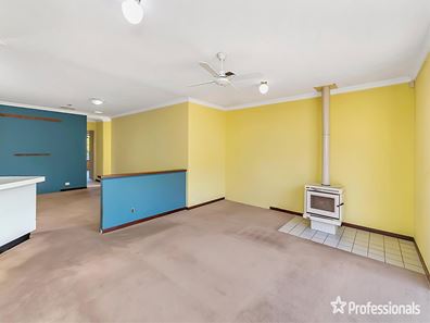 35 Hibiscus Road, Maddington WA 6109