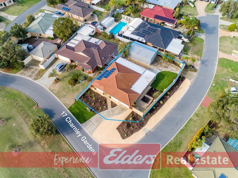 17 Charnley Gardens, Waikiki