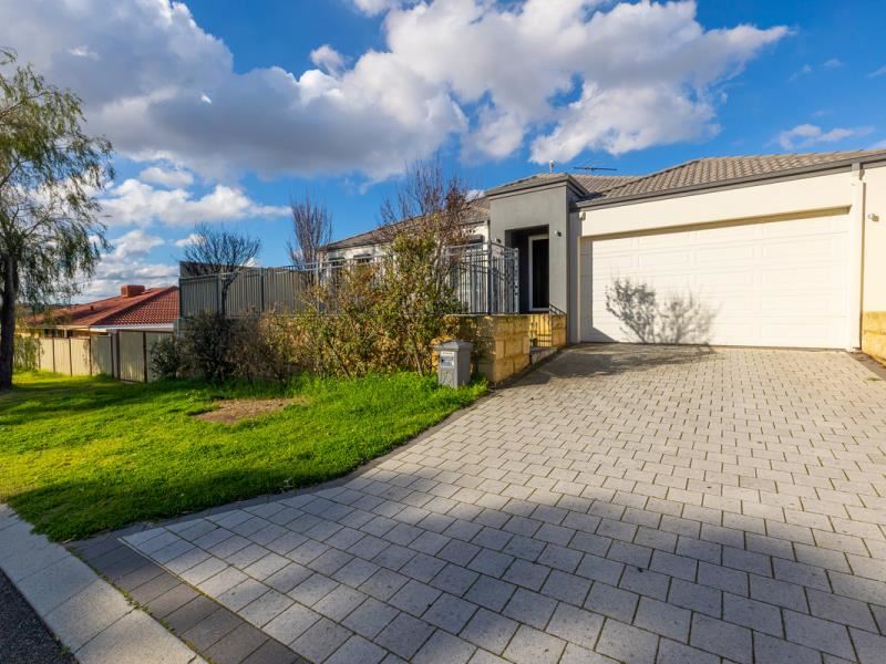 43 Brooklyn Avenue, Pearsall