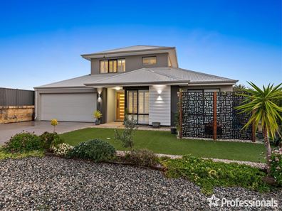 9 Long Beach Rise, Port Kennedy WA 6172