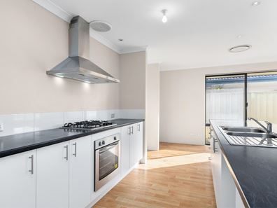 10 Gillespie Parkway, Baldivis WA 6171