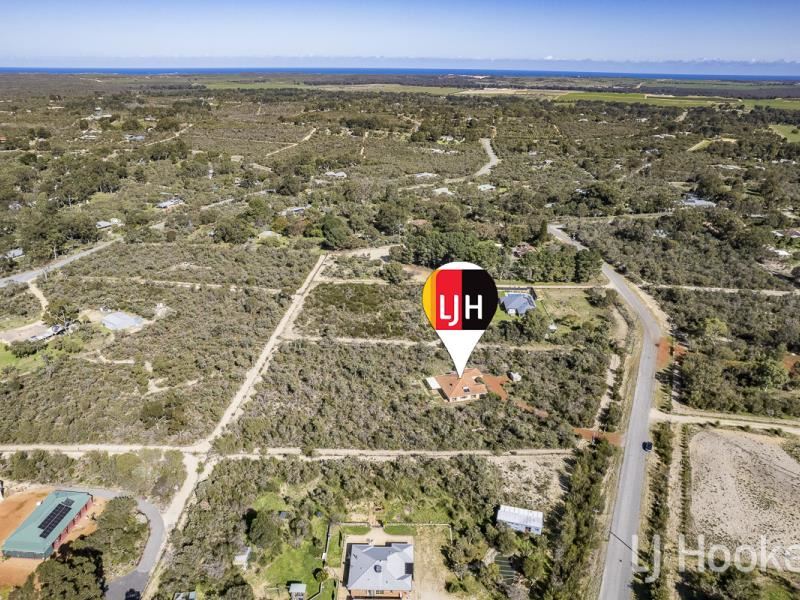 136 Birdwood Drive, Woodridge