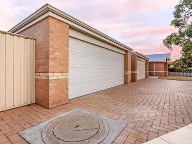 9 Granada Loop, Seville Grove WA 6112