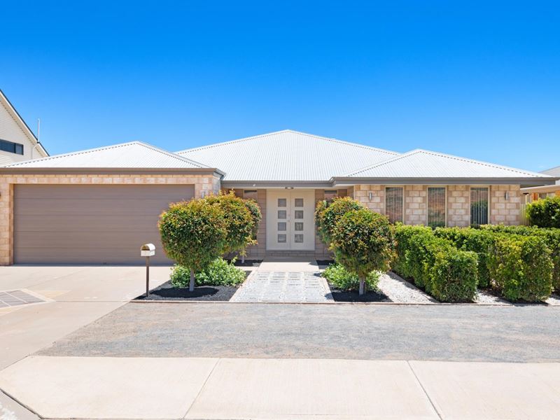 7 Pirring Way, Hannans