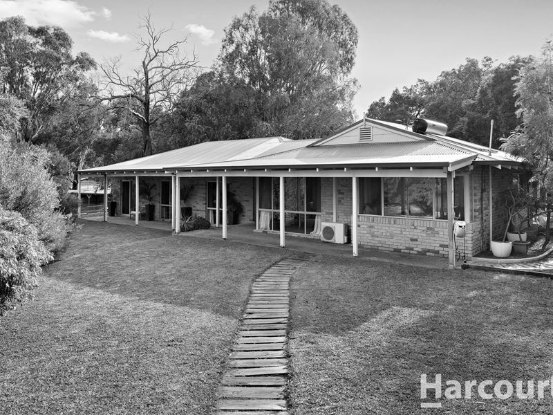 5 Terrigal Place, Bouvard