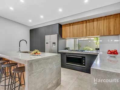 15 Stewart Street, Mandurah WA 6210