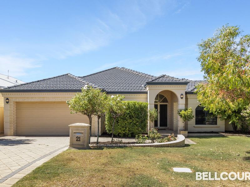 21 Howes Crescent, Dianella