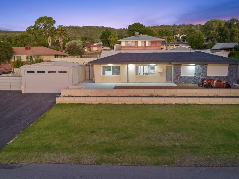 3 Hawk Way, Byford WA 6122