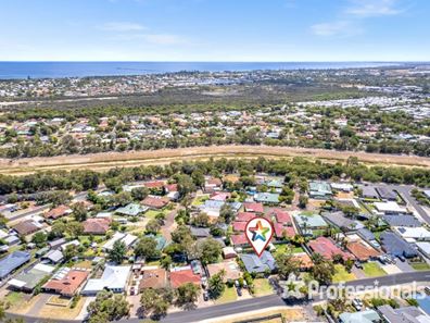 72 Clydebank Avenue, West Busselton WA 6280