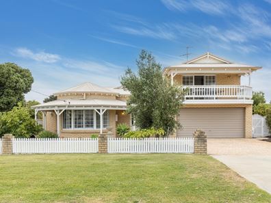 14 Erlistoun Street, Golden Bay WA 6174