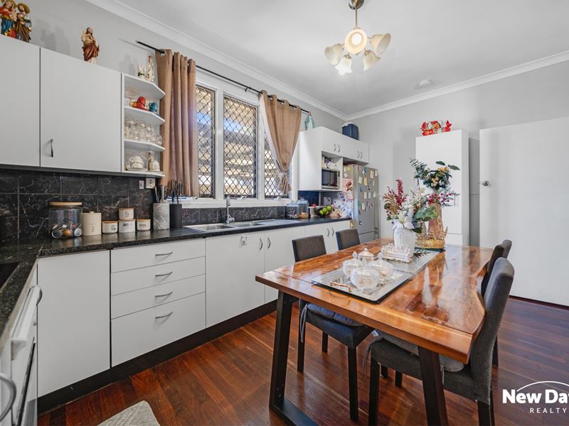 20B Selsey Way, Balga