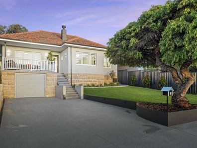 8 Queenscliffe Road, Doubleview WA 6018