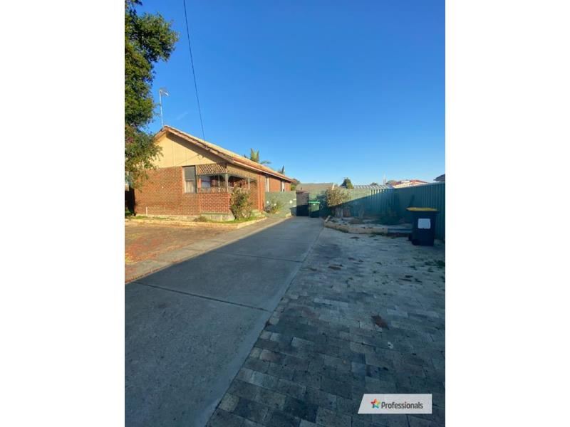 188 Arkana Road, Westminster