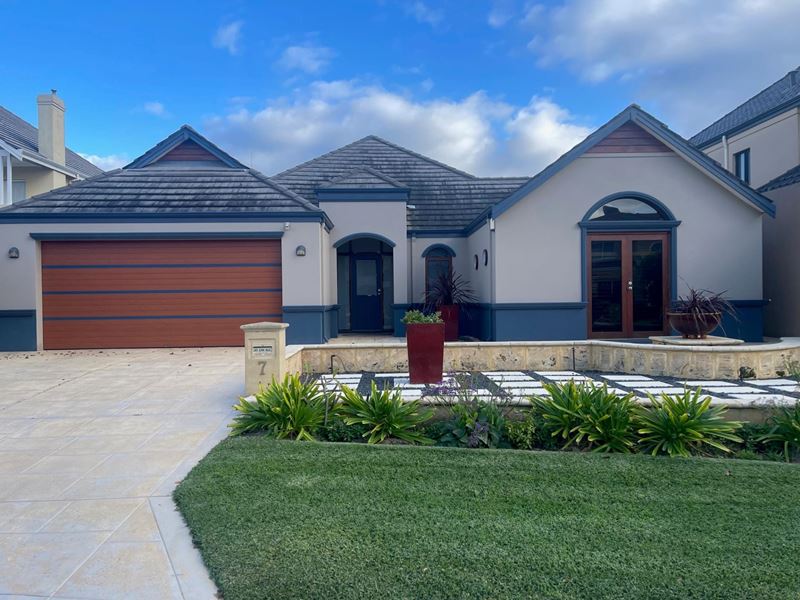 7 Parish Lane, Churchlands