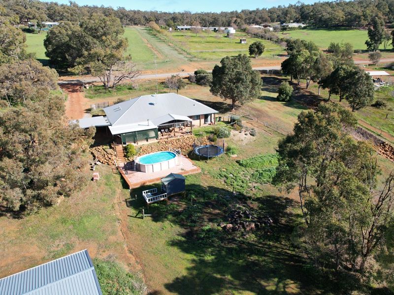 263 Almond Avenue, Bakers Hill