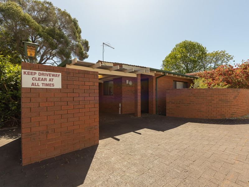 1/38 Strickland Street, South Perth