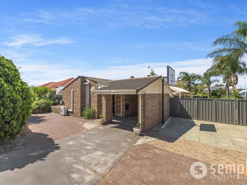 564 Rockingham Road, Lake Coogee