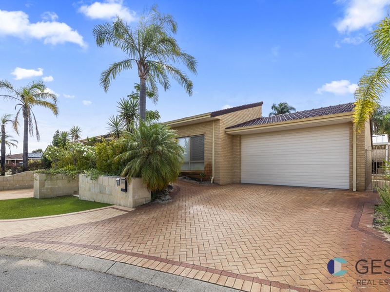 11 QUAIL GROVE, Ballajura