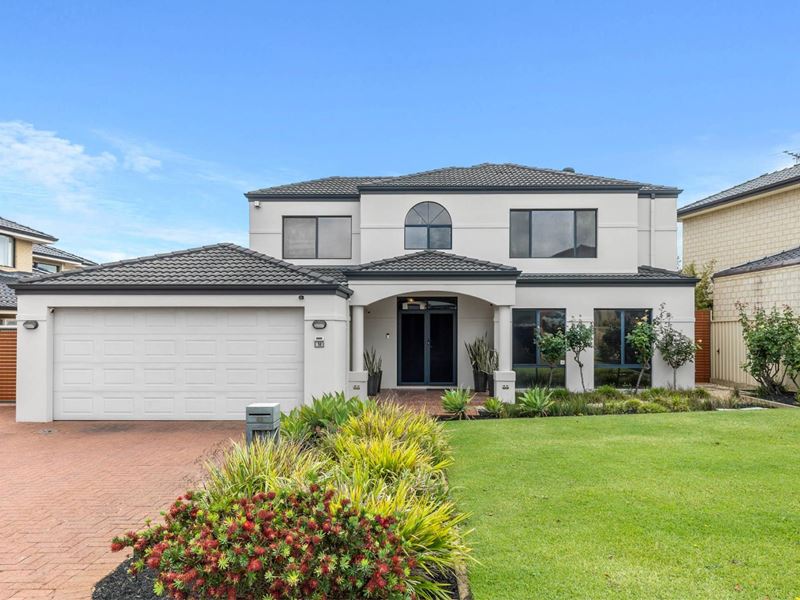 50 Peterborough Circle, North Lake