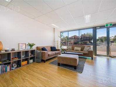 13B/979 Albany Hwy, East Victoria Park WA 6101