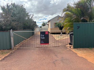 7 Carey Street, South Carnarvon WA 6701