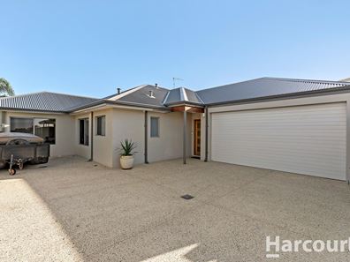 26B Lindley Road, Halls Head WA 6210