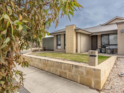 8 Aspe Way, Alkimos WA 6038