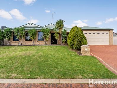 17 Kuta Lane, Halls Head WA 6210