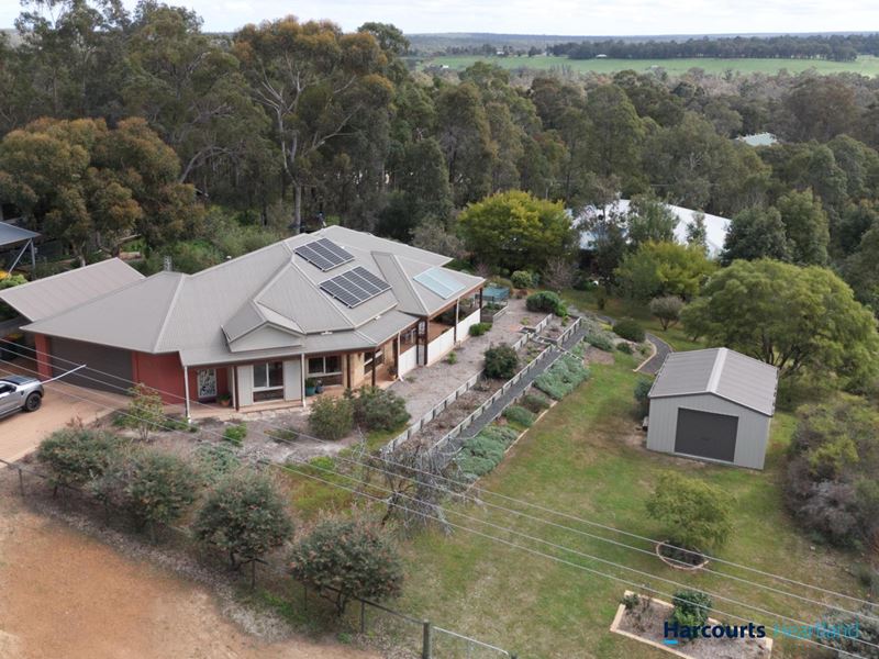 38 Dunnet Road, Nannup WA 6275