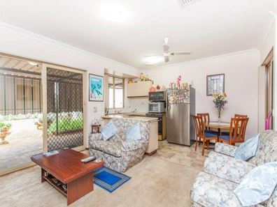 3A Dowley Court, Queens Park WA 6107