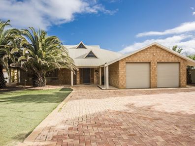 19 Tersonia Way, Strathalbyn WA 6530