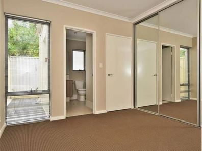 4/80 Sayer St, Midland WA 6056