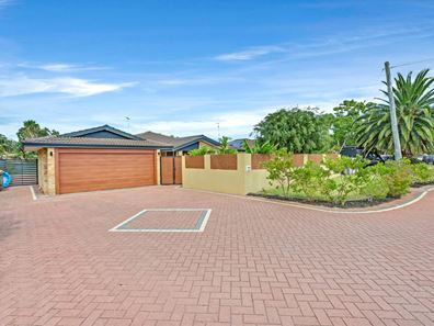 148 Mclarty Road, Halls Head WA 6210